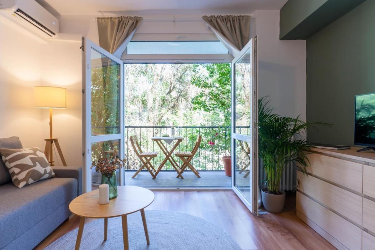 Charming & 1br Apartamento Bucareste