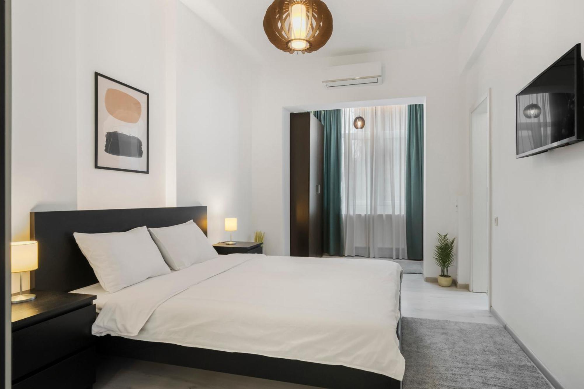 Scandinav 2bdr Piata Romana Apartment *