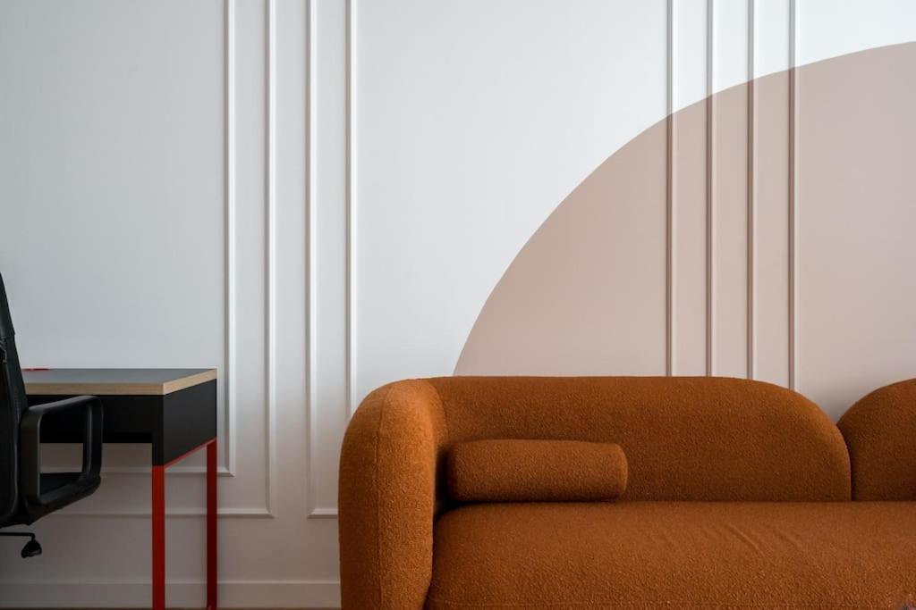 Apartment Orange In One Cotroceni *