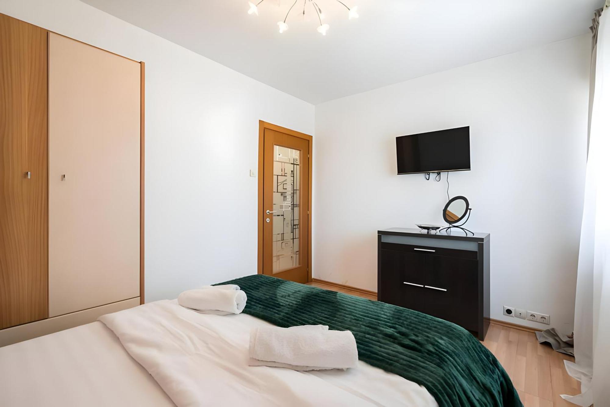 Apartment 2bdr Spacious And Comfy Flat With Amazing Views - Landmark &