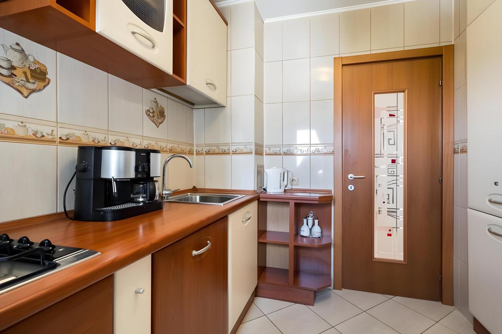 Apartment 2bdr Spacious And Comfy Flat With Amazing Views - Landmark & *