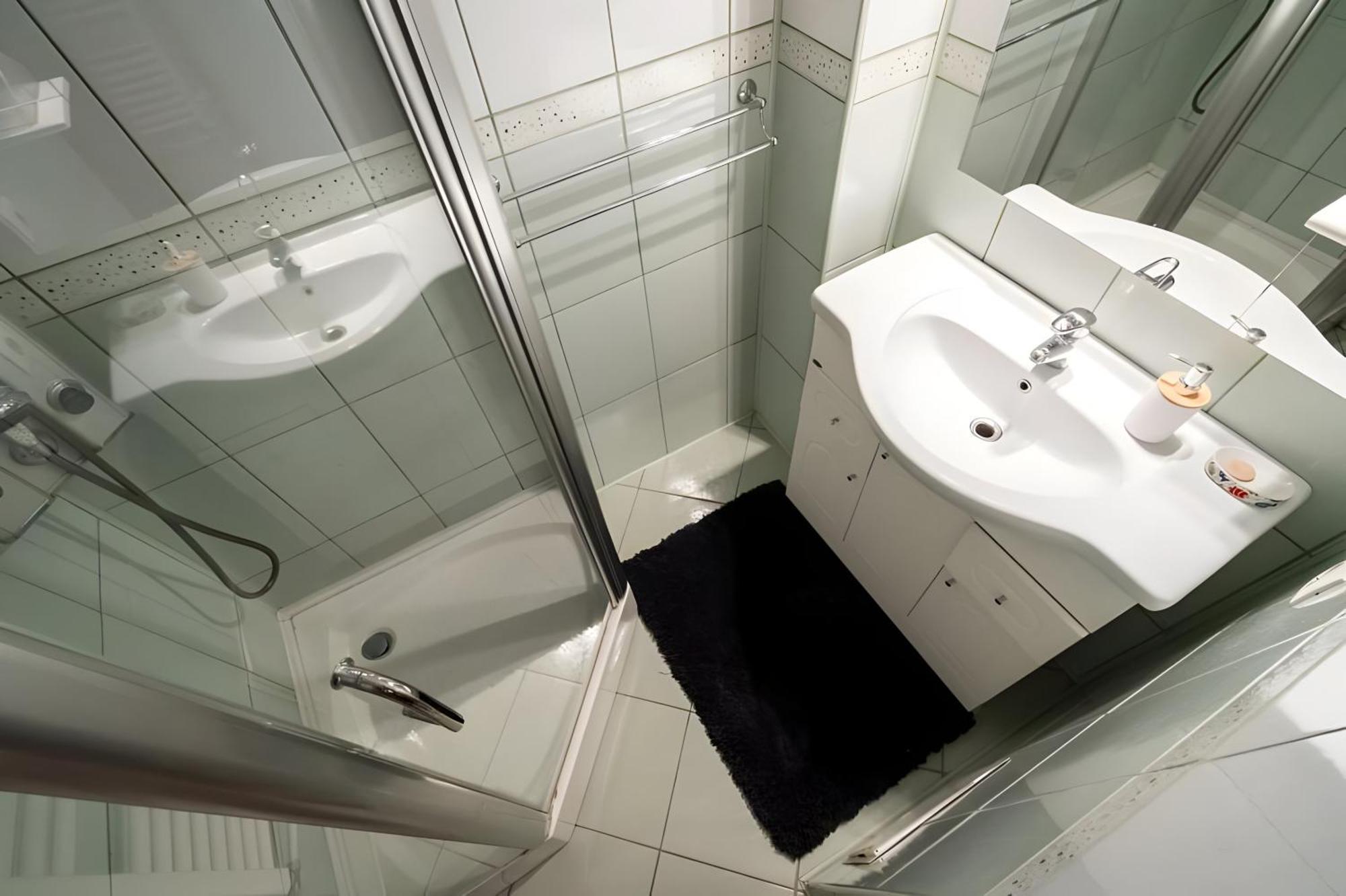 Apartment 2bdr Spacious And Comfy Flat With Amazing Views - Landmark & Bucharest