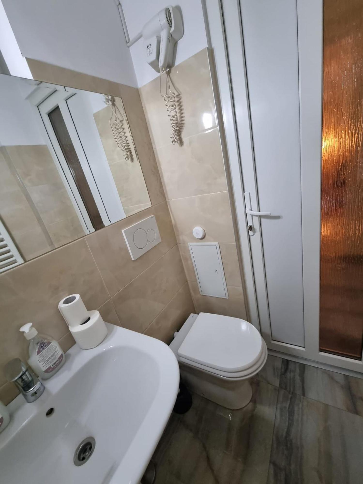 Golden Studio- Panoramic View With Terrace * Bucharest