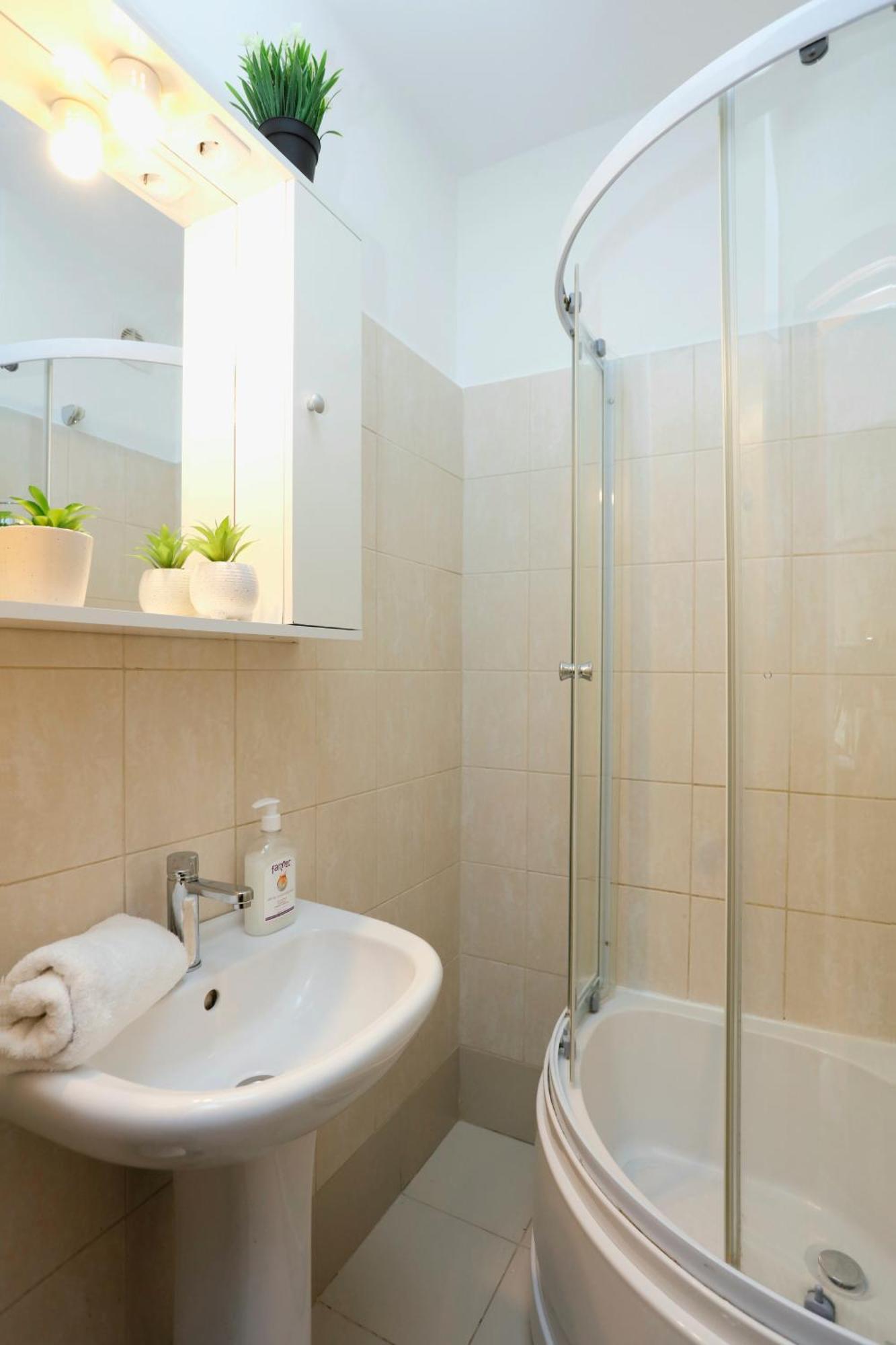 Charming Escape - Old Town - Pet Friendly *