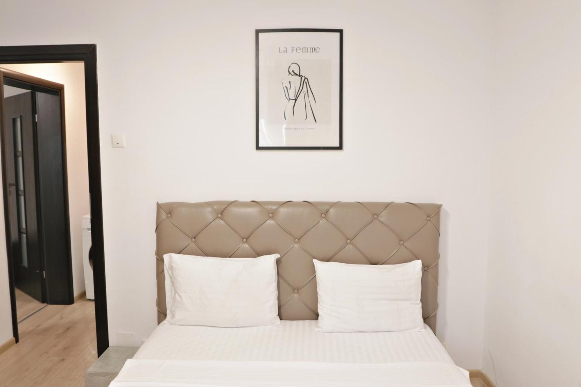Apartment Conta I One Bedroom Near National Theatre