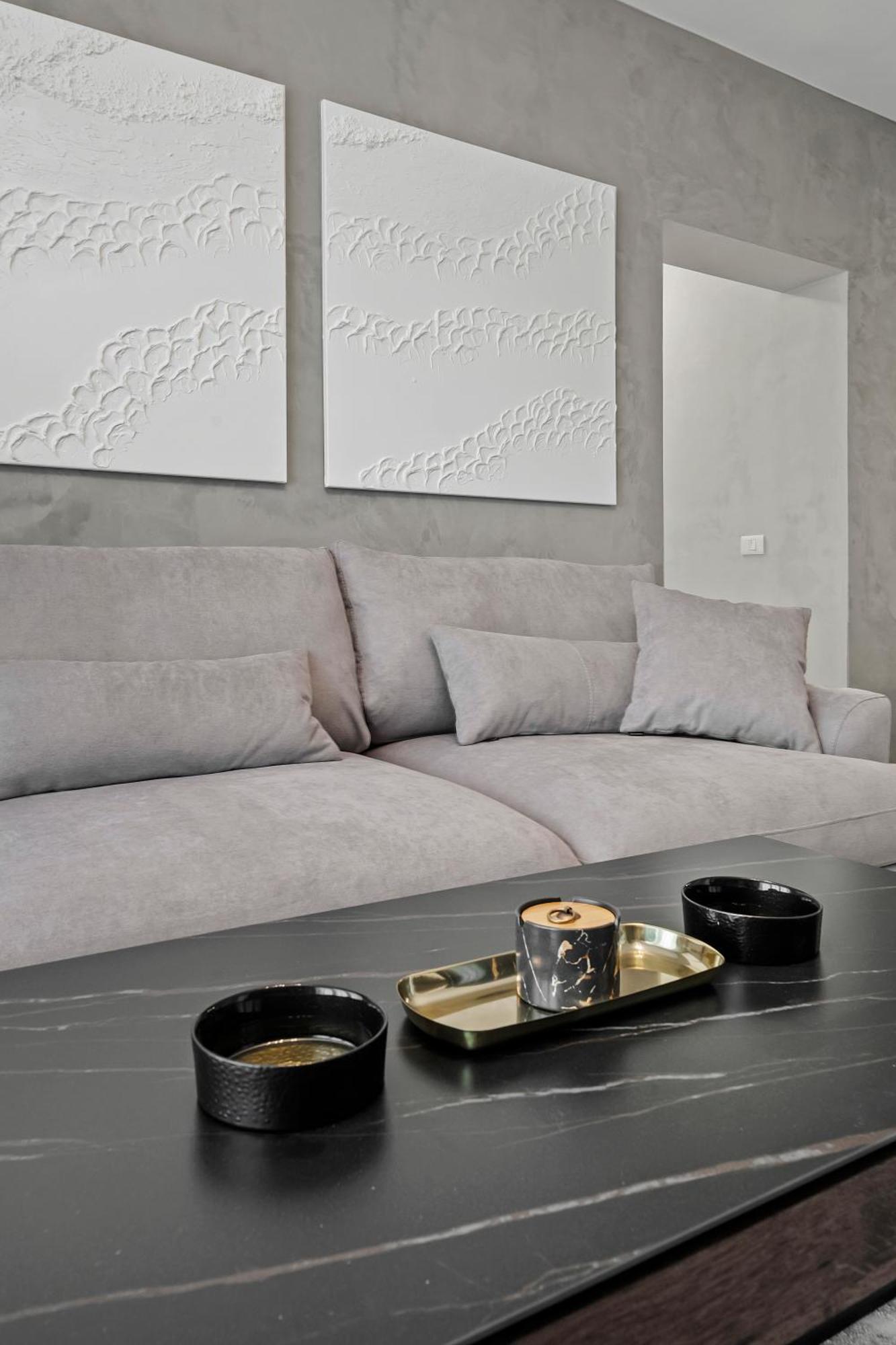 Ultra-modern & Spacious 2br With Balcony Apartment Bucharest