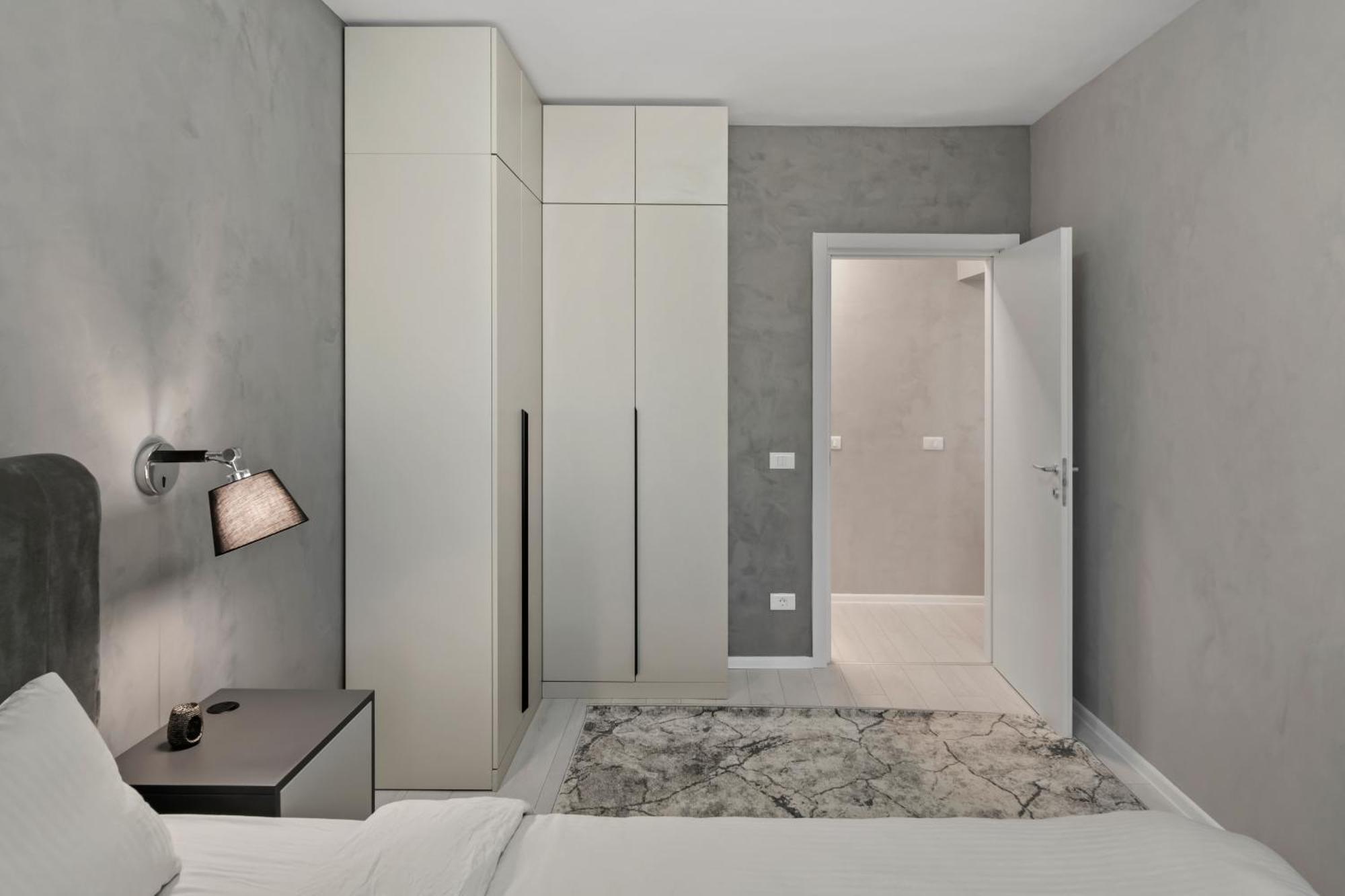 Apartment Ultra-modern & Spacious 2br With Balcony Bucharest