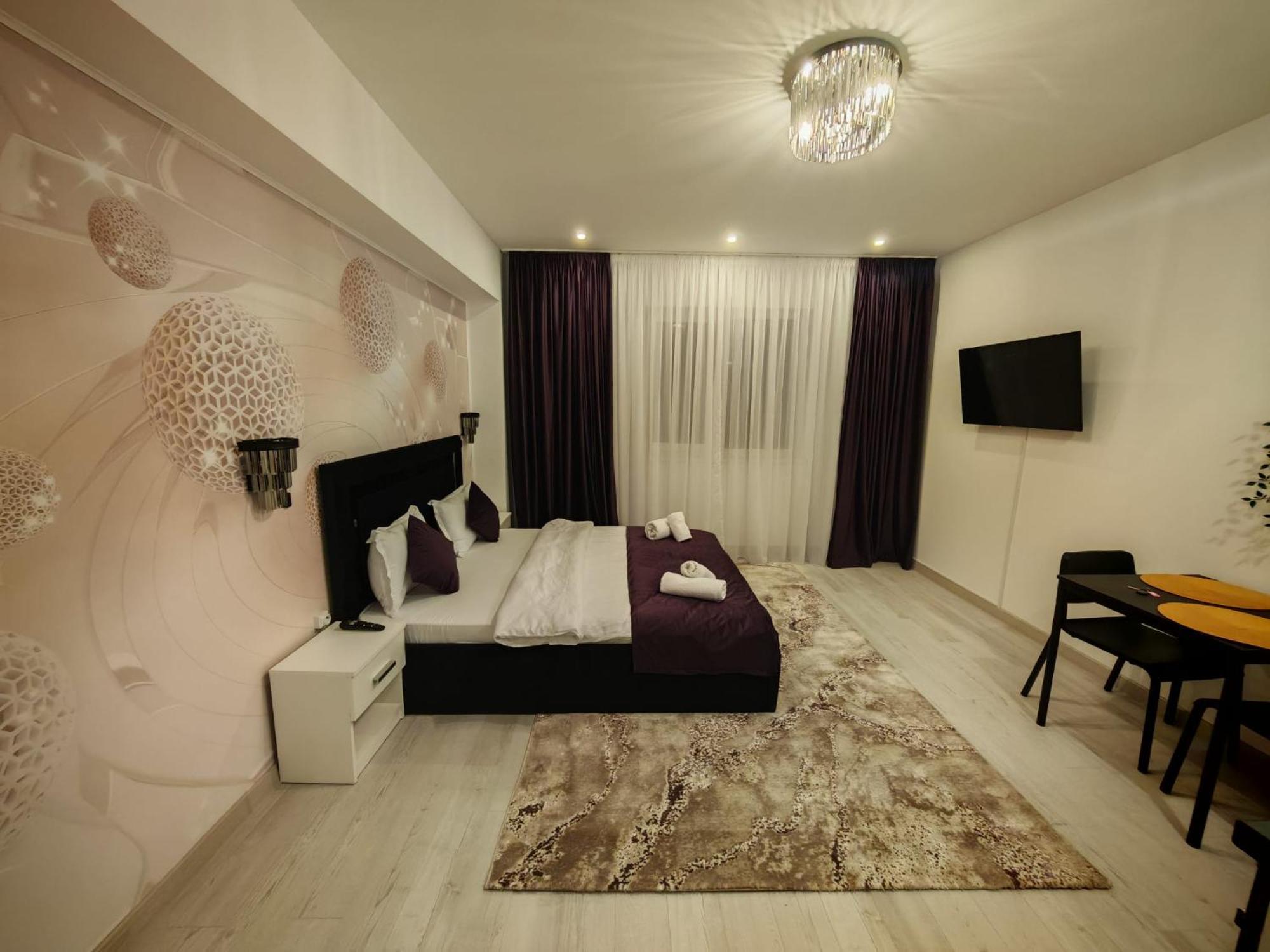 Deluxe - By Yamaluxe Bucharest