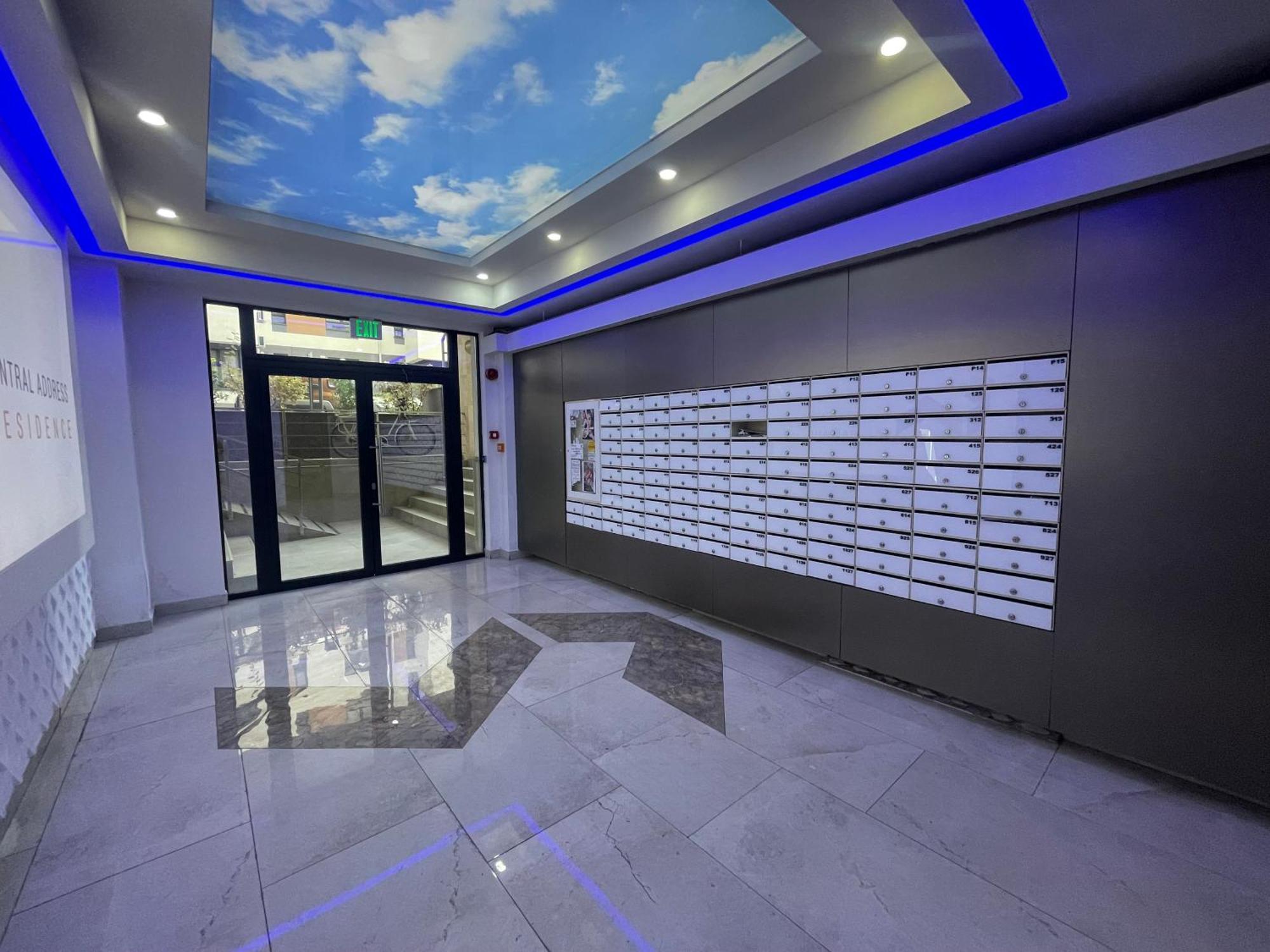 Adress Dd19 Apartment *