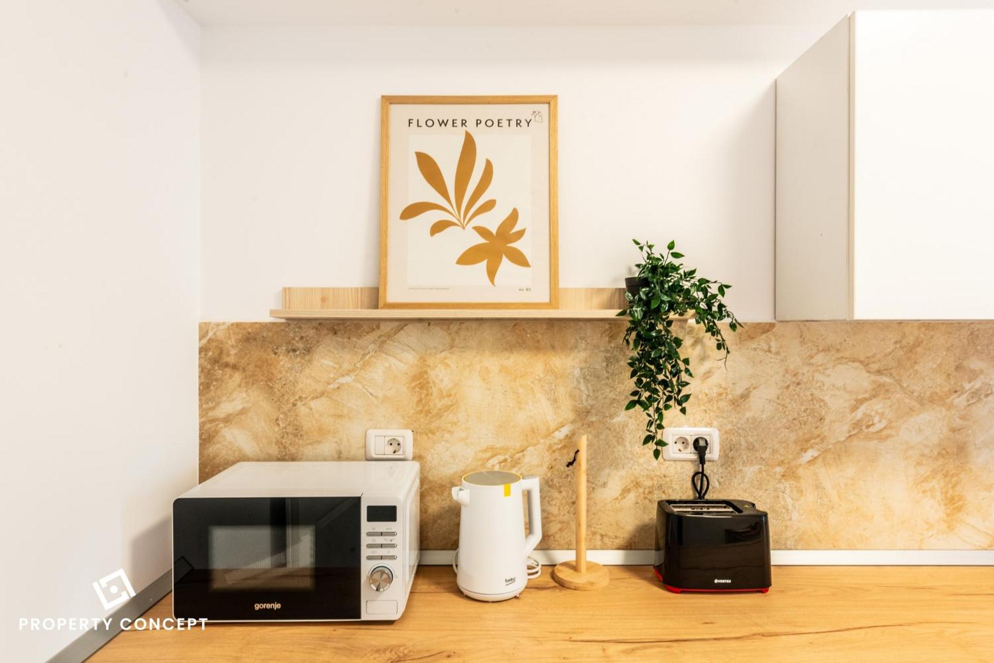 Apartment P18b4 *