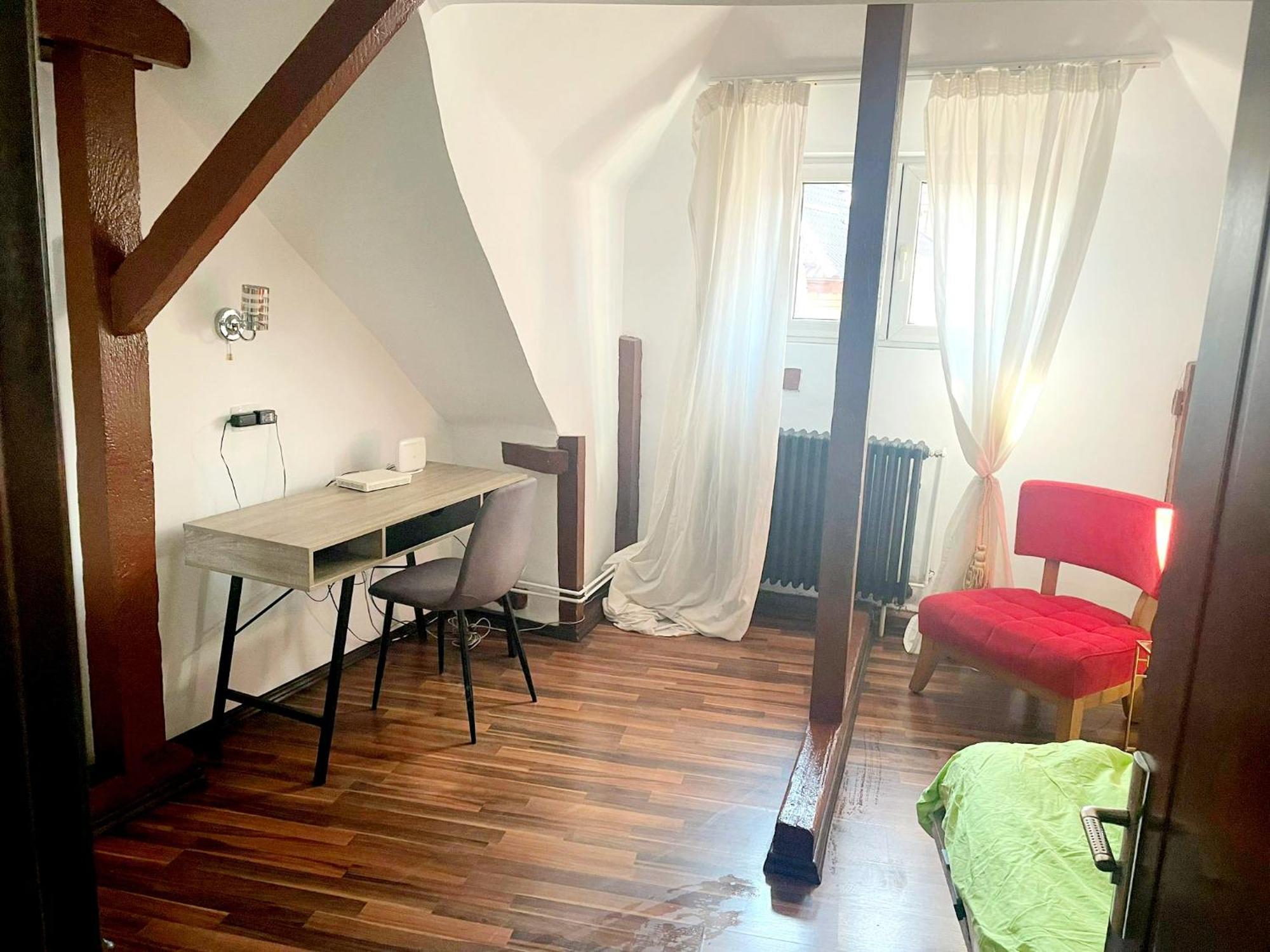 Cozy Loft Near Old Center Bucharest