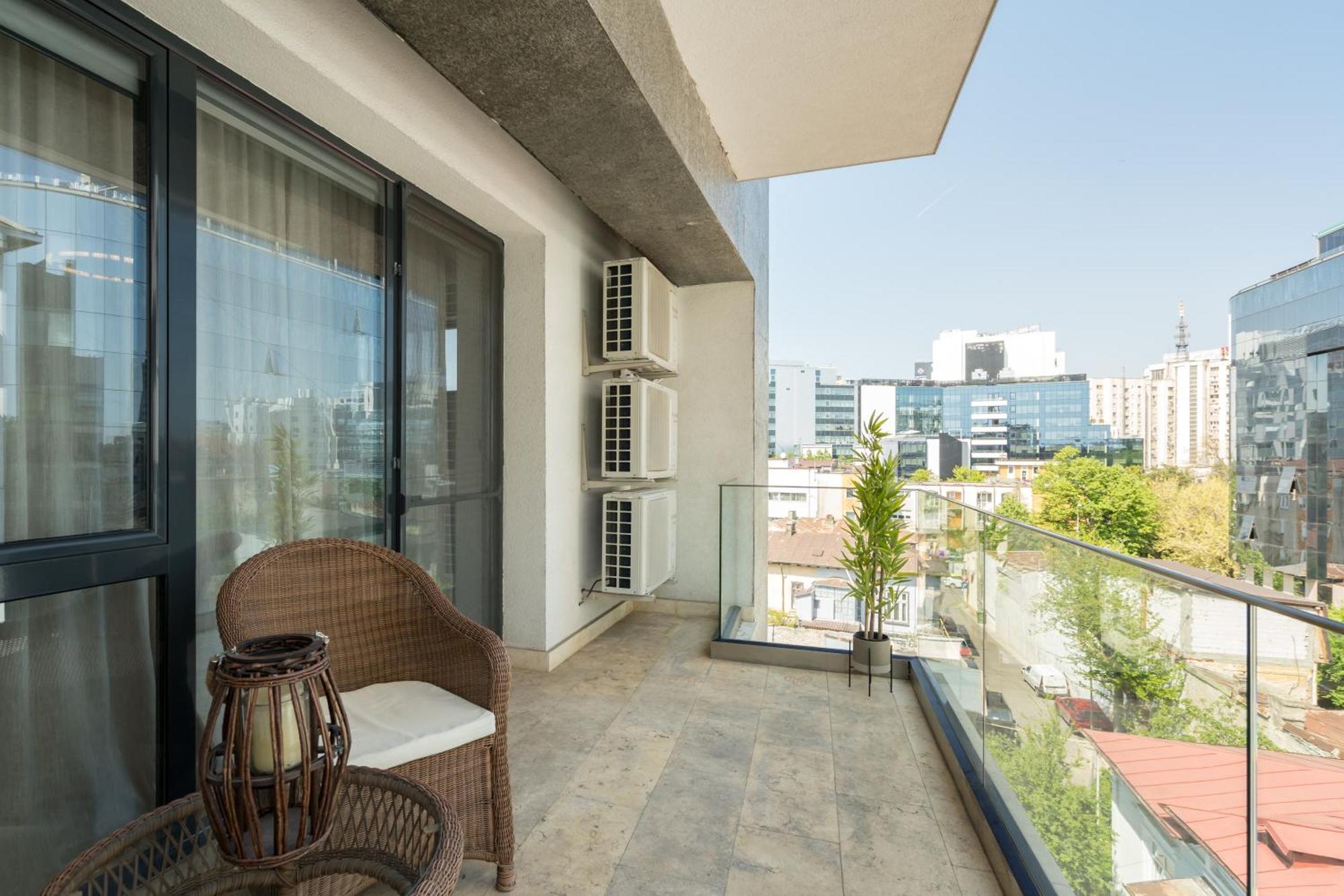 Uphome Aparthotel
