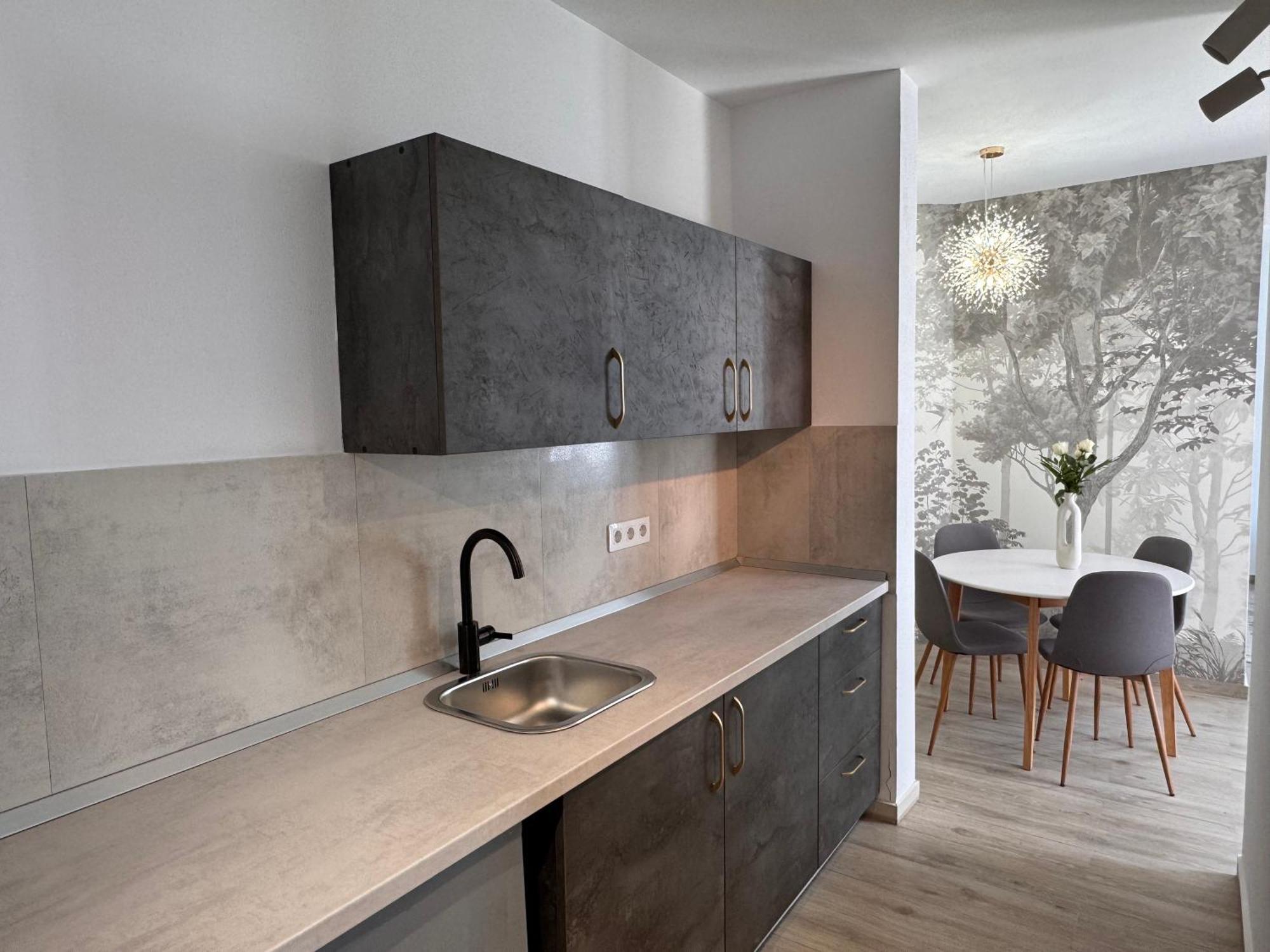 At Modern Boutique Apartment *