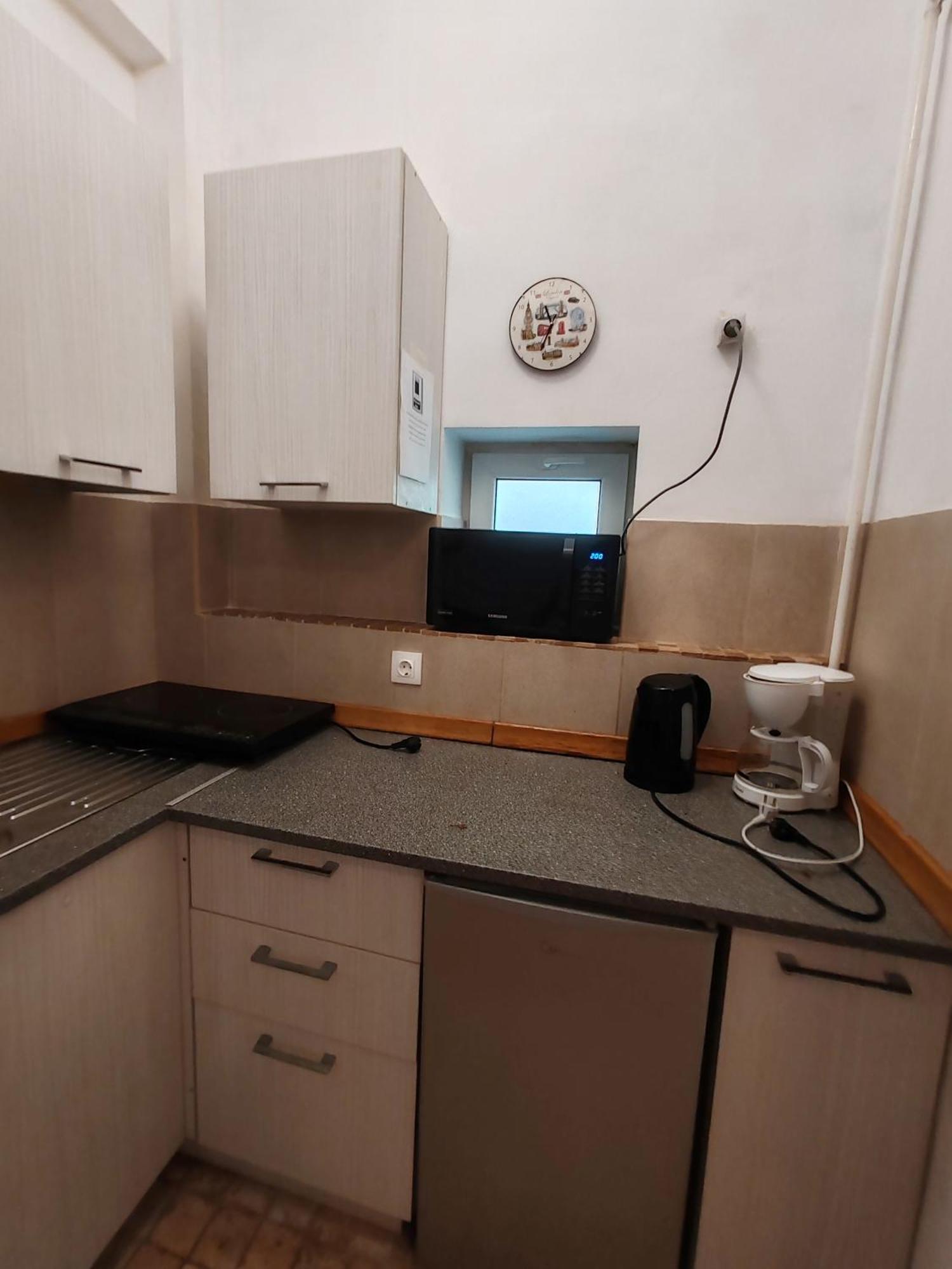 Aparthotel Central 4 Budget Accomodation