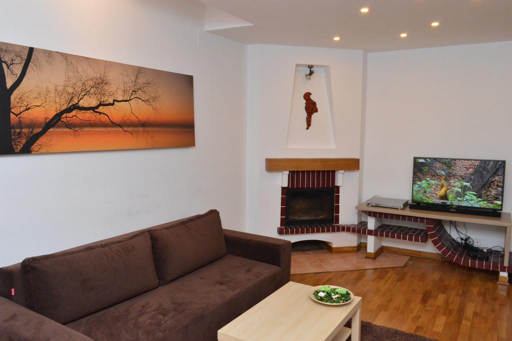 Bucharest Apartments *