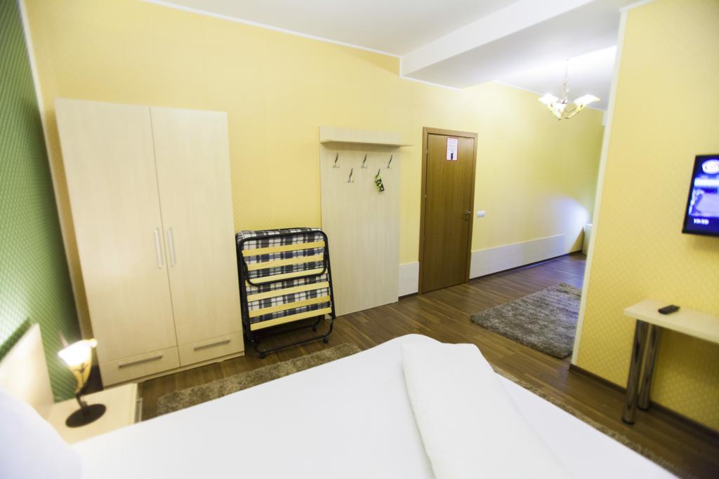 La Gil Bucharest
