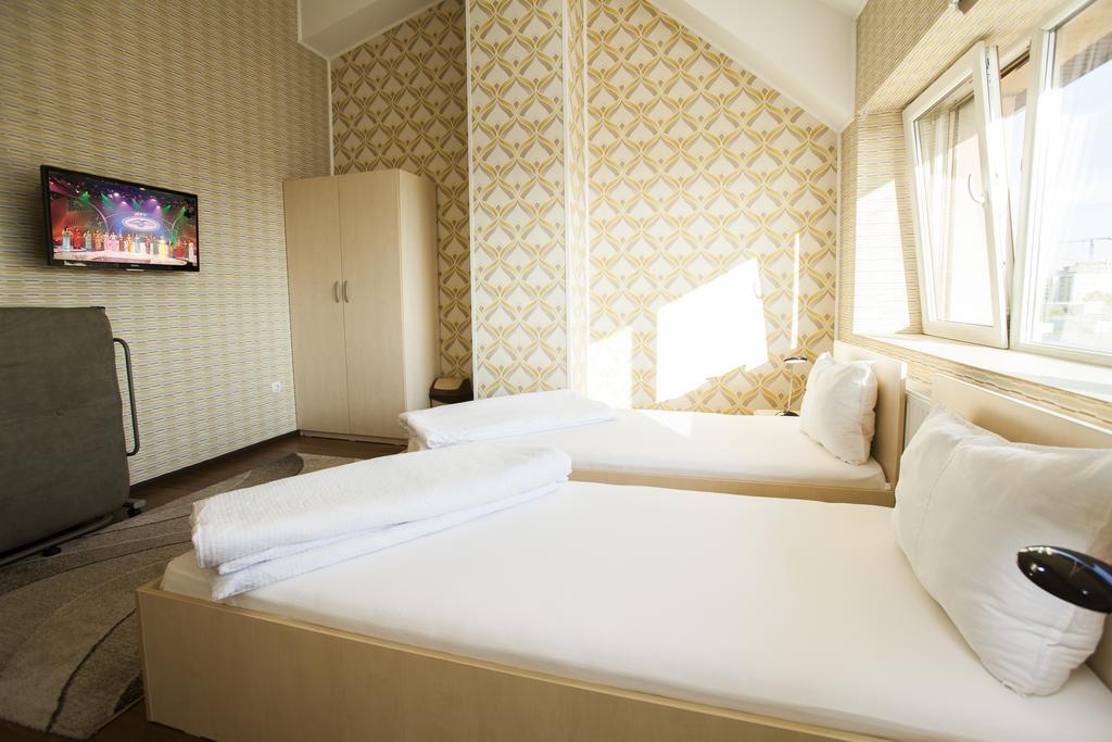 La Gil Bucharest