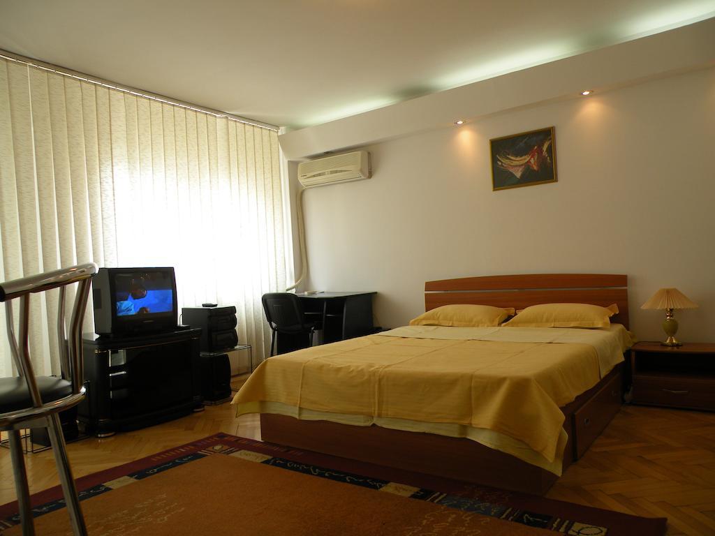 Apartamento Bucharest Apartments *