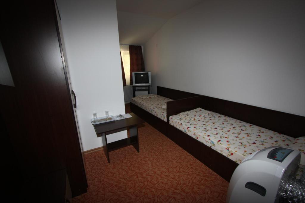 Basarab Hotel 2*