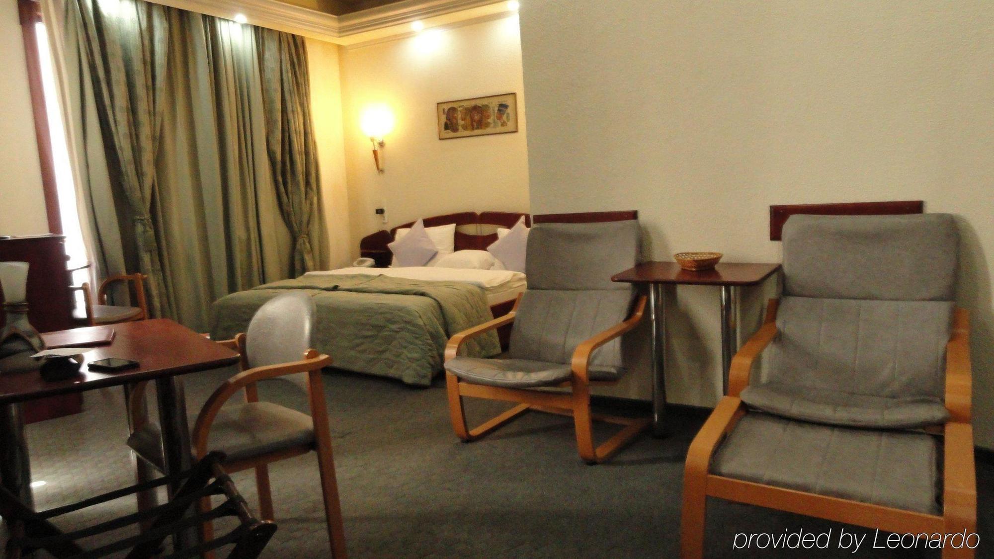 Relax Comfort Hotel Bucureşti