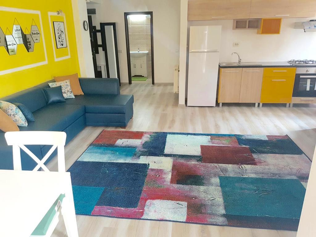 Fundeni Apartment *