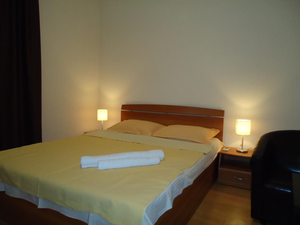 Bucharest Apartments * Bucareste