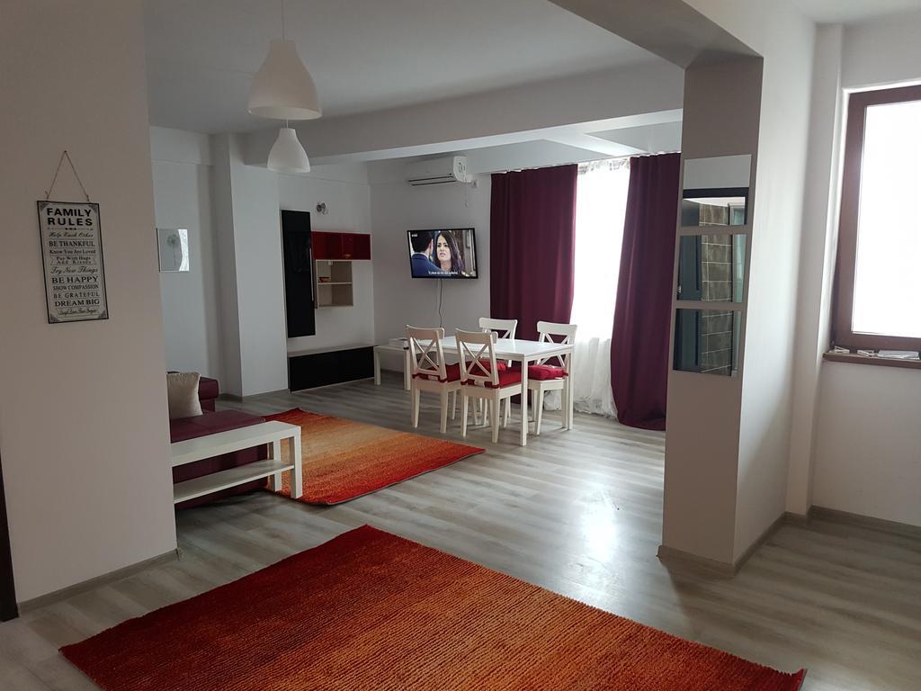 Fundeni Apartment