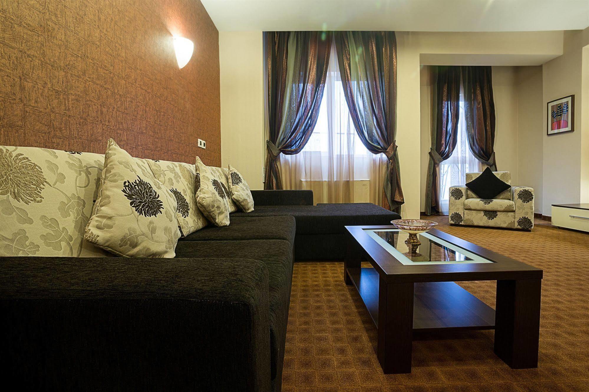 Hotel Inter Business 4*