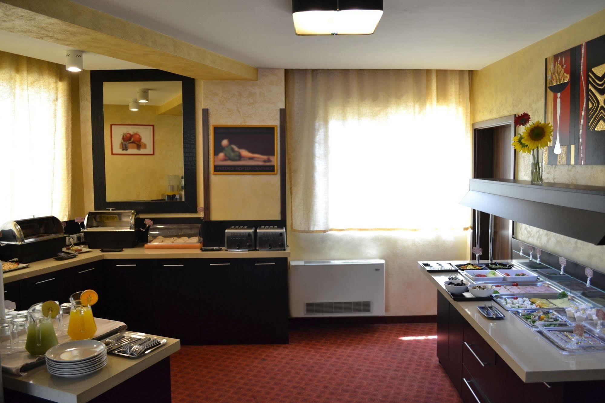 Hotel Inter Business