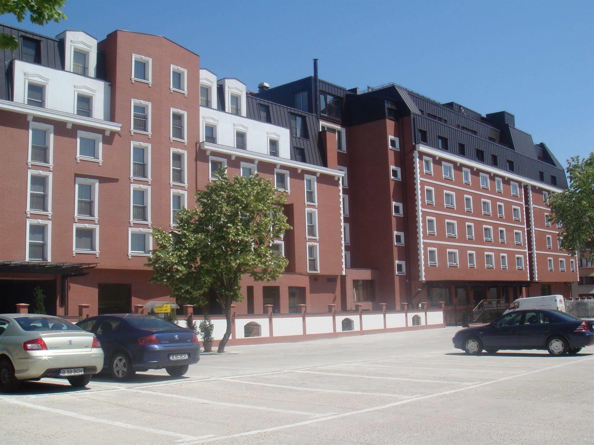 Ramada & By Wyndham North