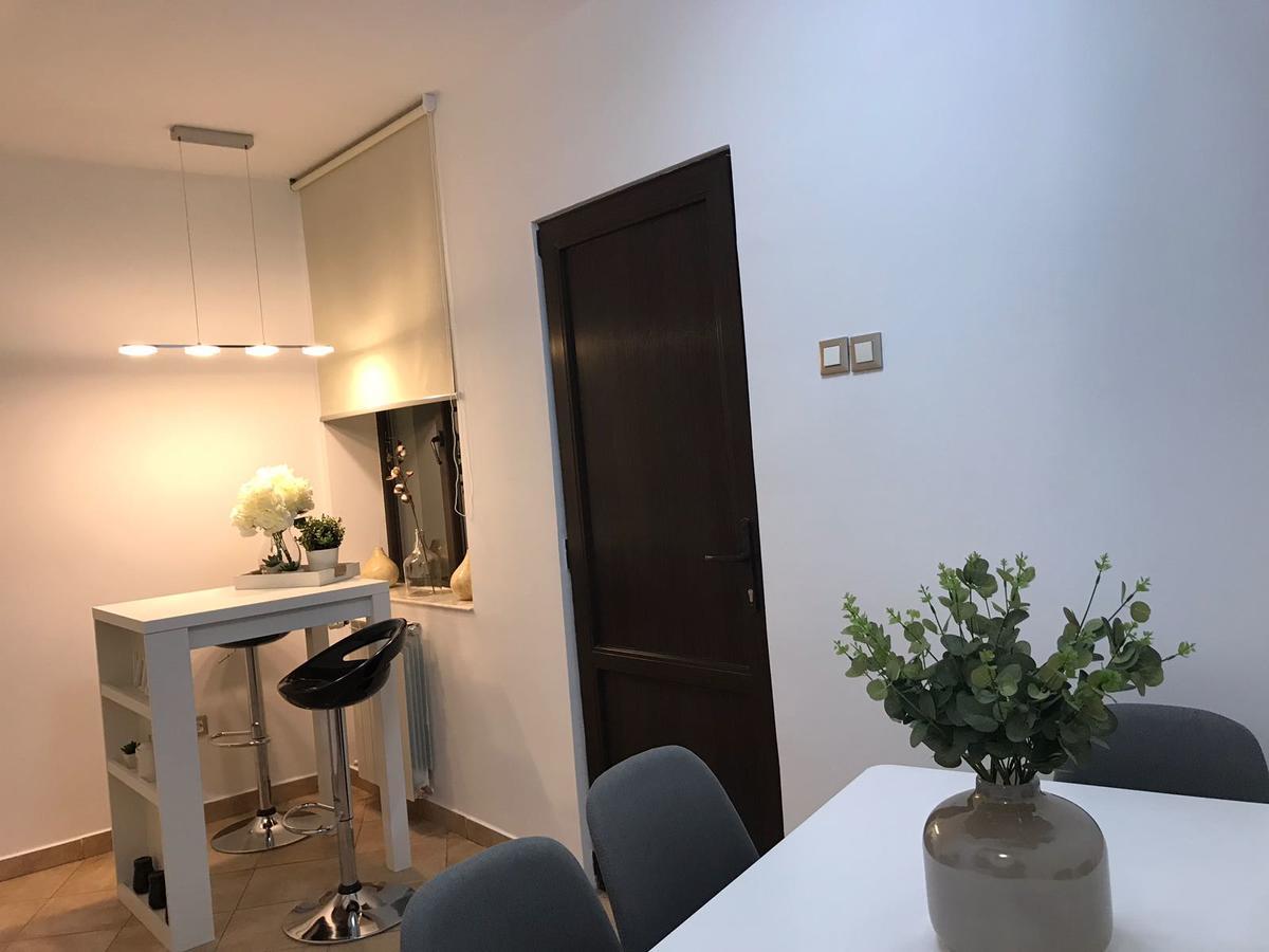 Metropole Invilla Old Apartment