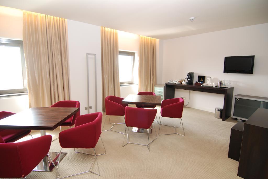 Hotel Ramada Plaza By Wyndham Convention Center 4*
