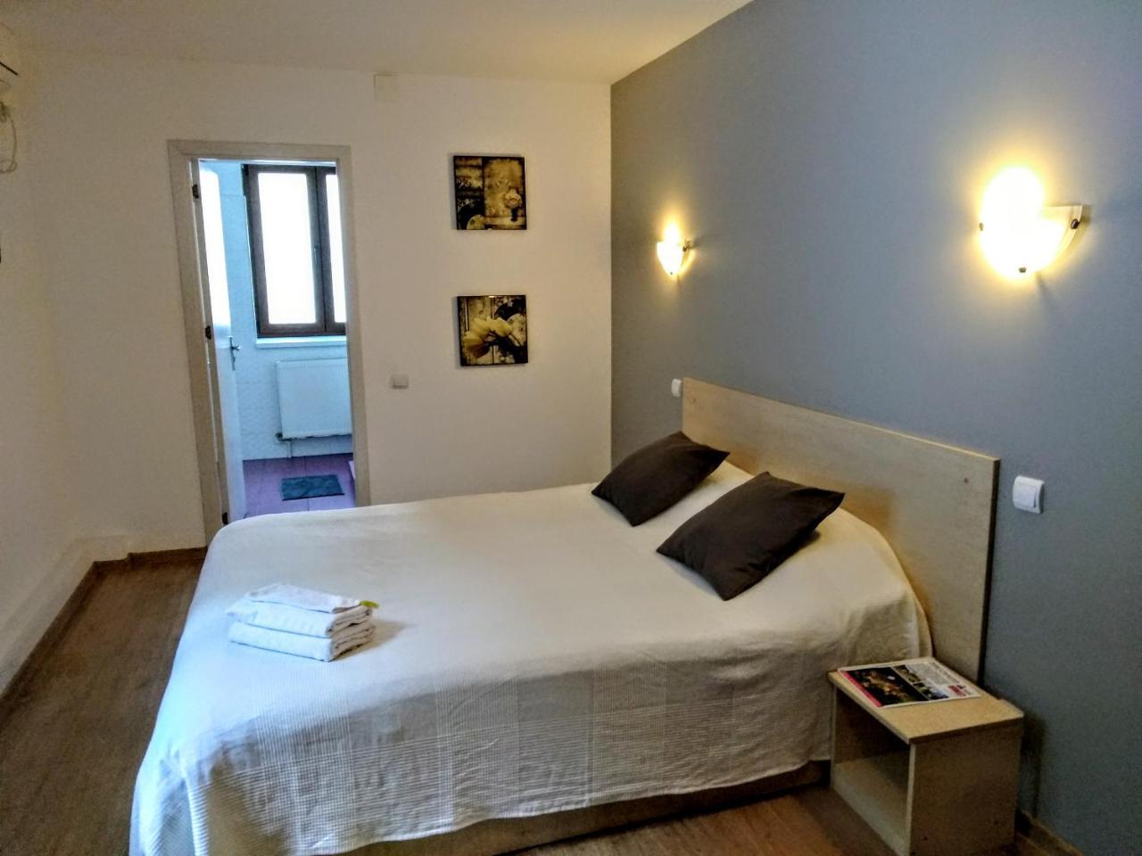 Guest house (adults Only)