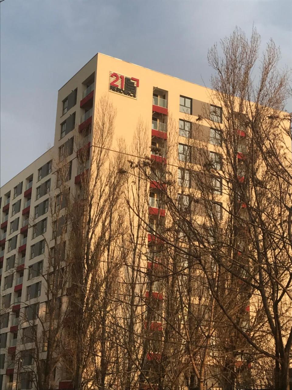 21 Apartment
