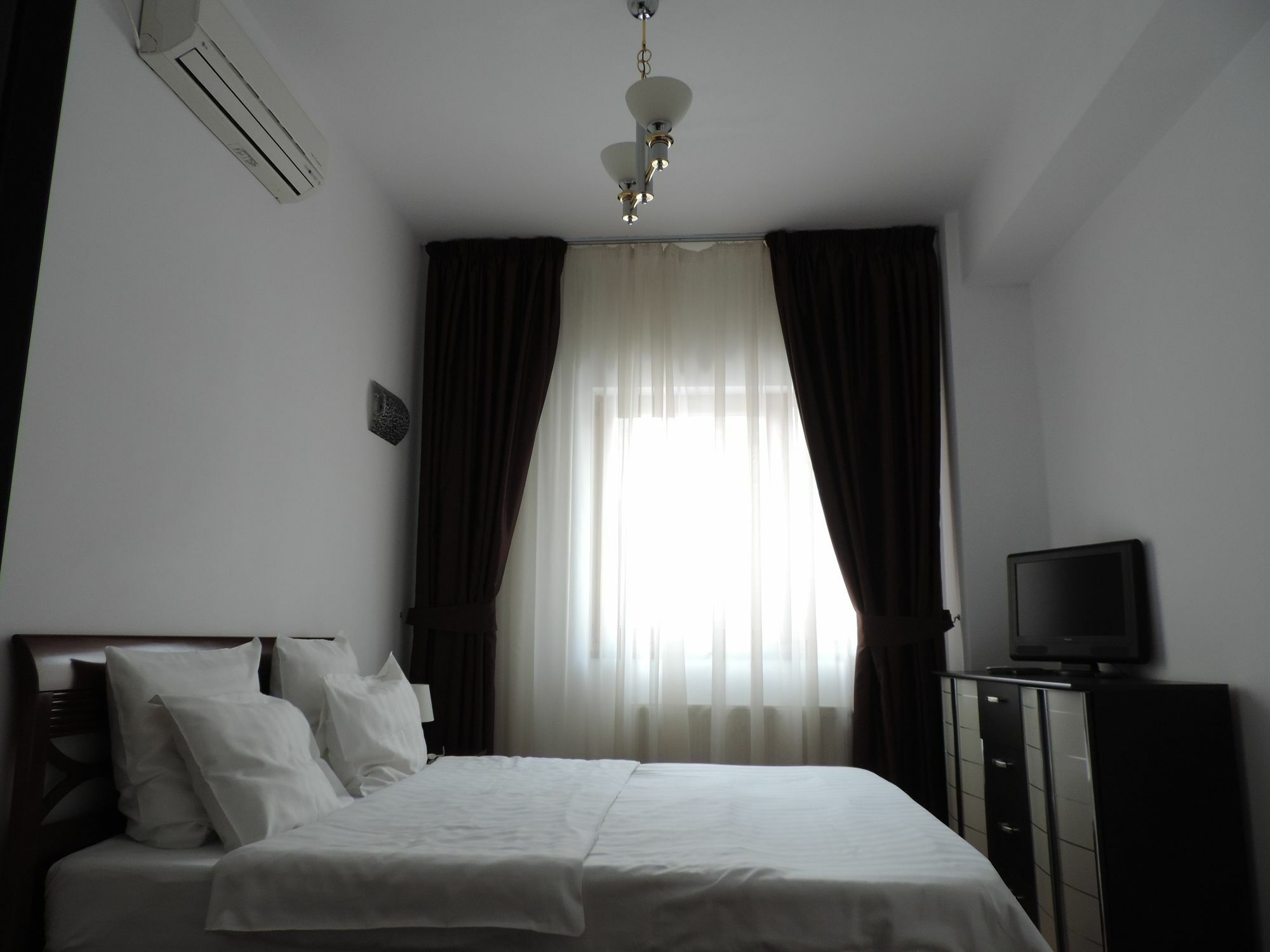 Monte Carlo Palace Hotel Bucureşti