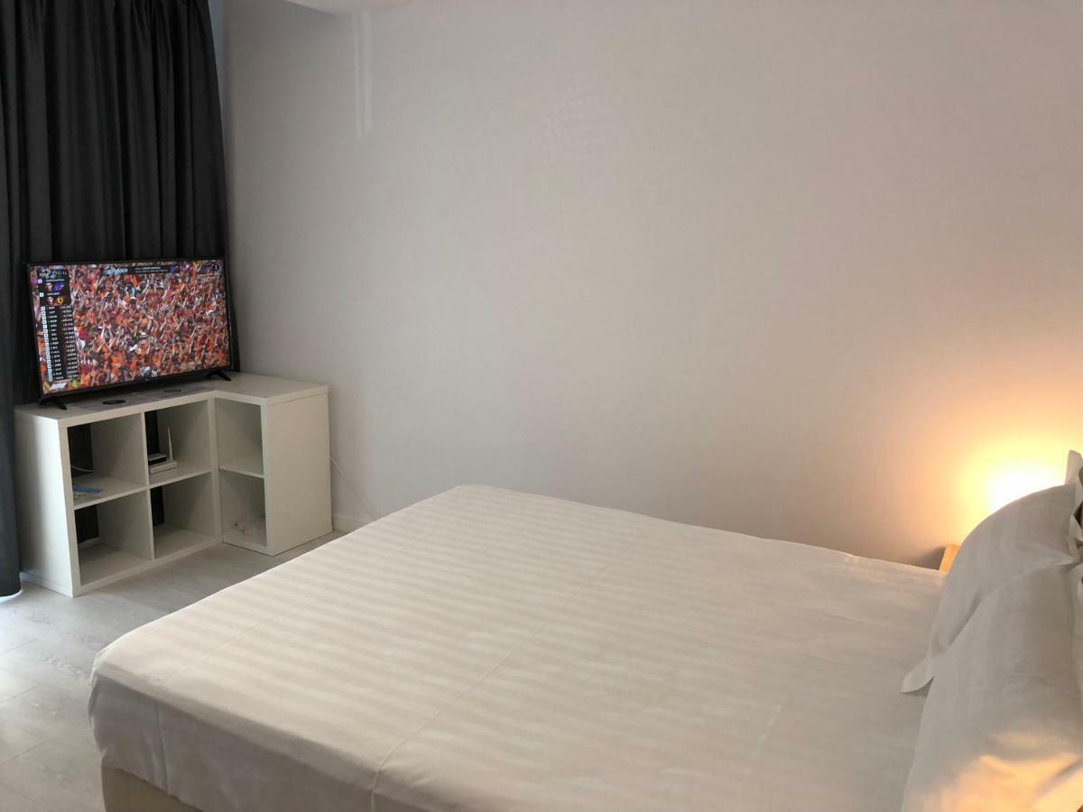 21 Apartment