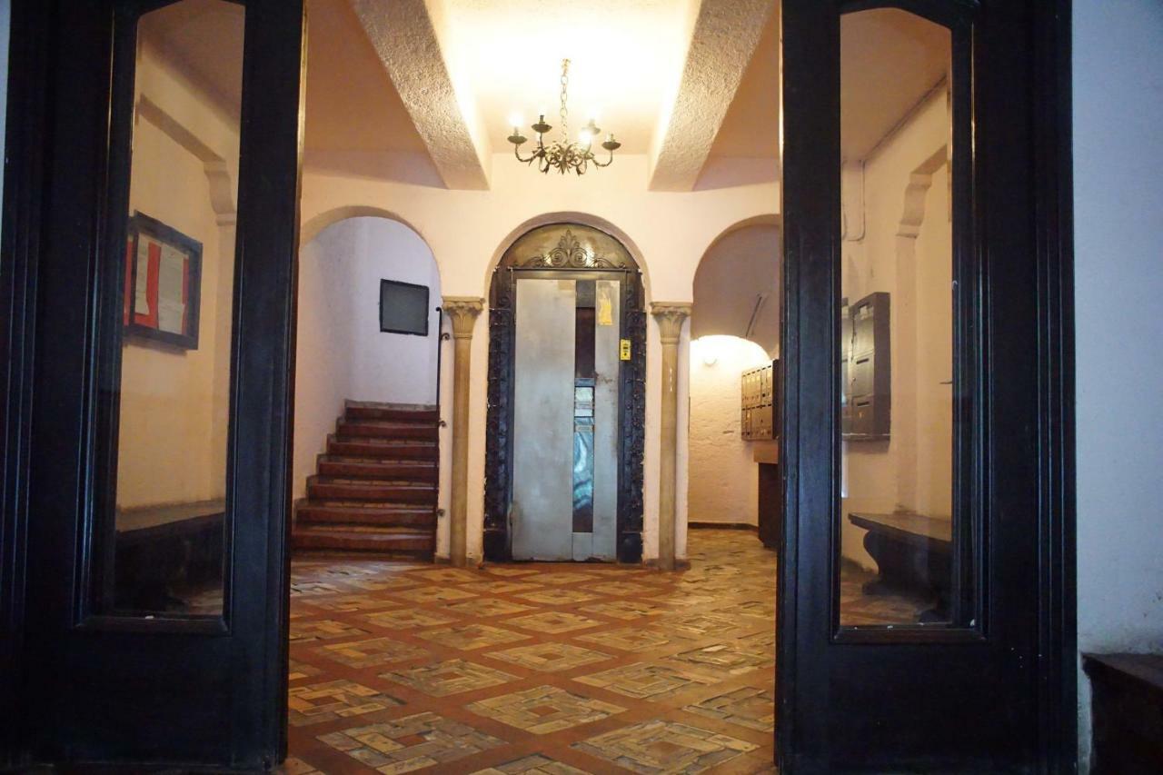 Apartment Downtown - Cismigiu Park *