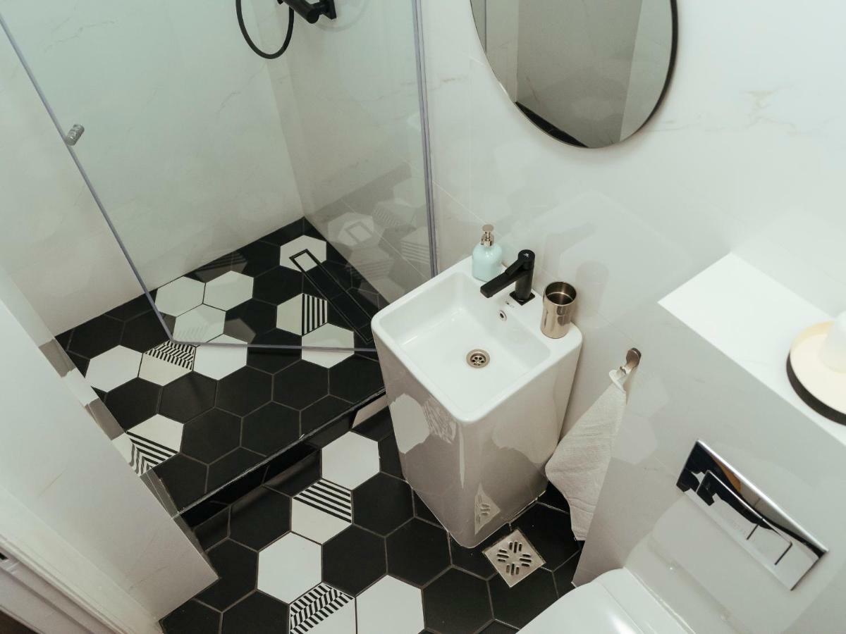 Alba On Calea Victoriei Apartament Bucureşti