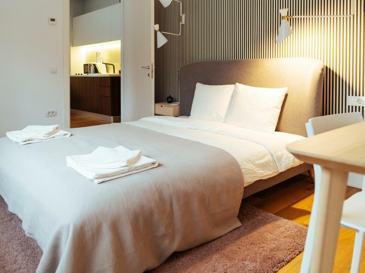 Boutique Luxury Flats - La Maison Du Petit Paris Apartment