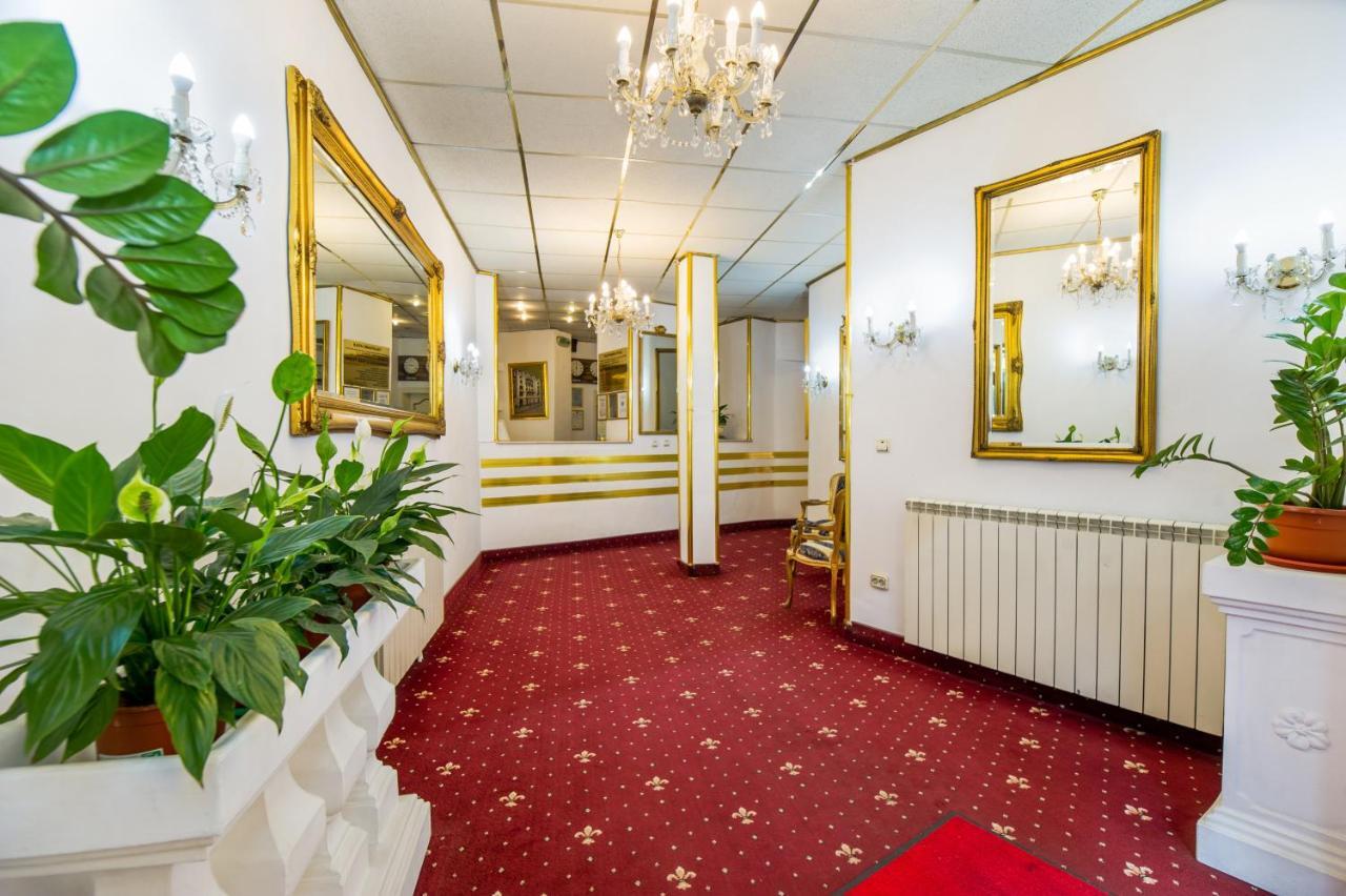 Hotel Carpati Imparatul Romanilor Bucharest