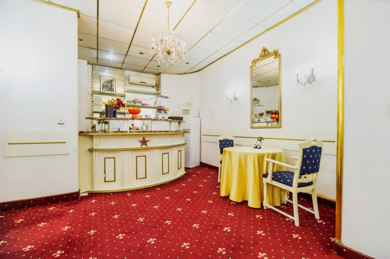Hotel Carpati Imparatul Romanilor Bucharest