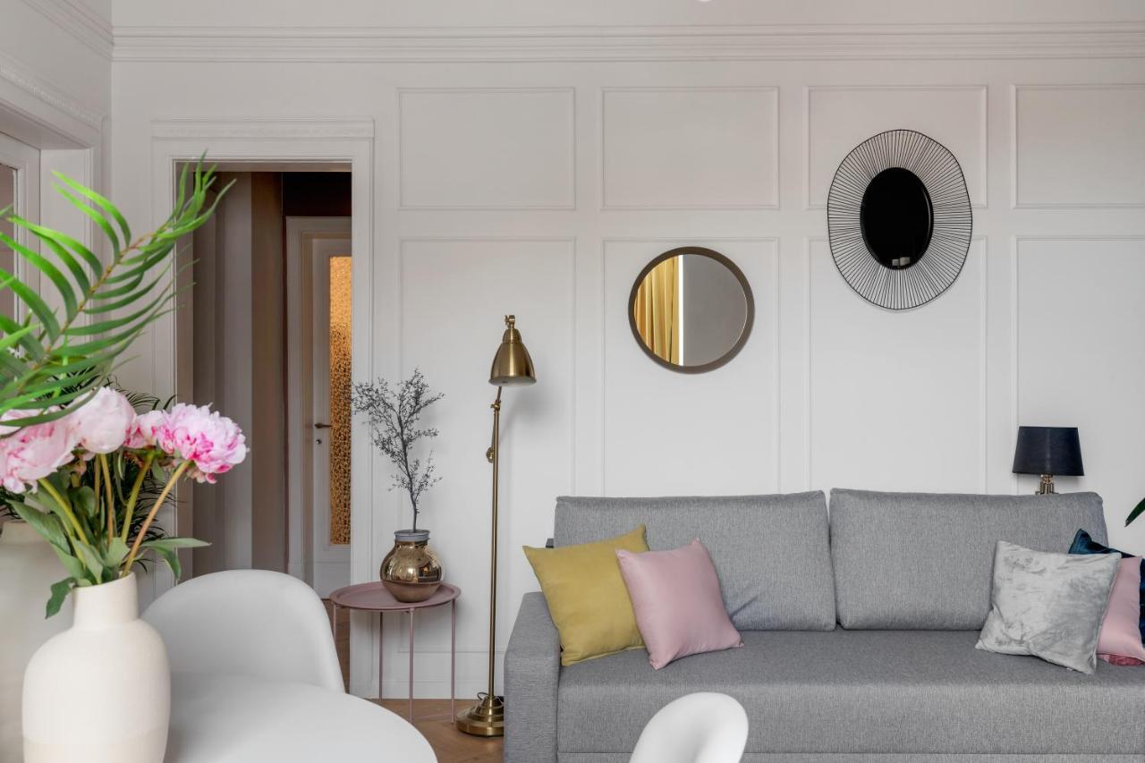 Apartment Little Paris By Urbanesq *