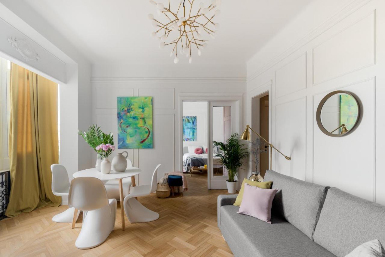 Apartment Little Paris By Urbanesq Bucharest