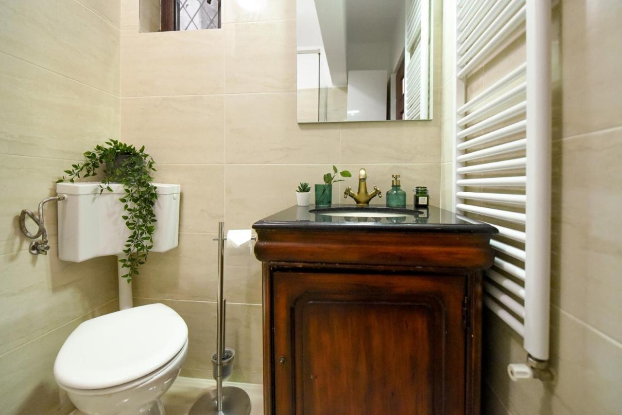 The Chic & Modern - Homey Apartament