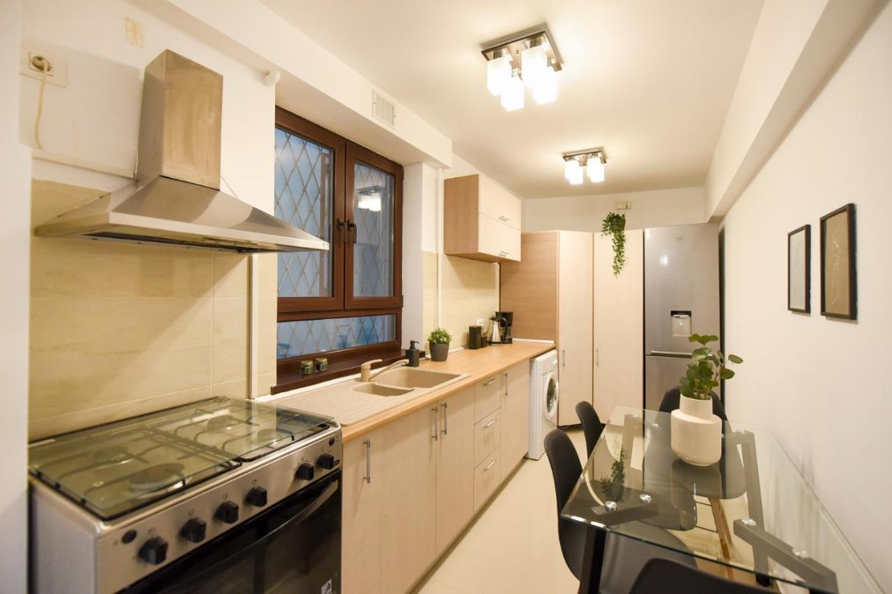 The Chic & Modern - Homey *