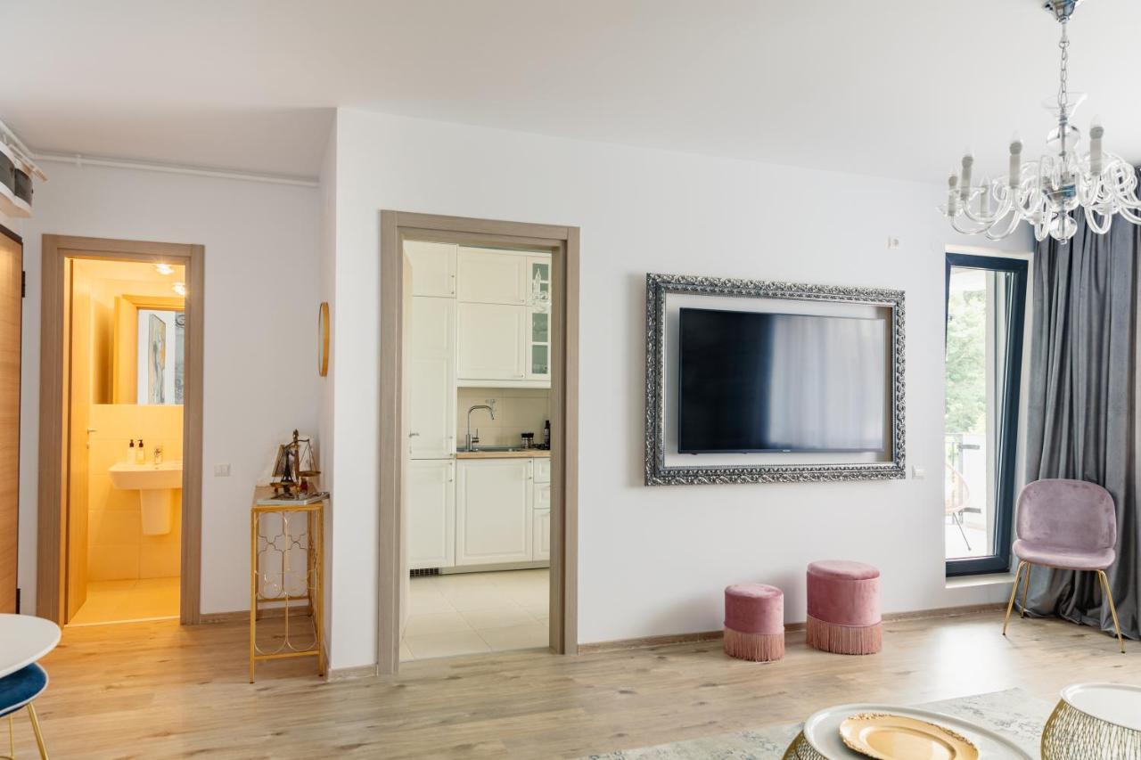 Greenfield Luxury By Deluxe Apartment